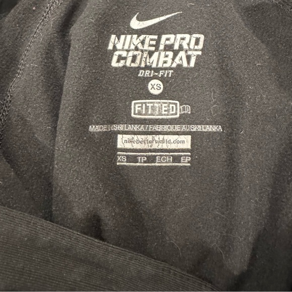 Nike Pro Combat Dri Fit XS fleece-lined quarter zip - Picture 3 of 4